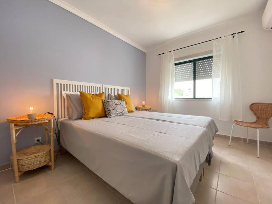 Apartamento Amparo-T2 C/Piscina Carvoeiro  Exteriör bild