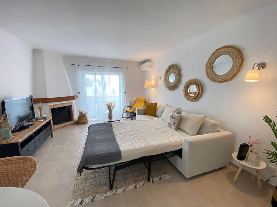 Apartamento Amparo-T2 C/Piscina Carvoeiro  Exteriör bild
