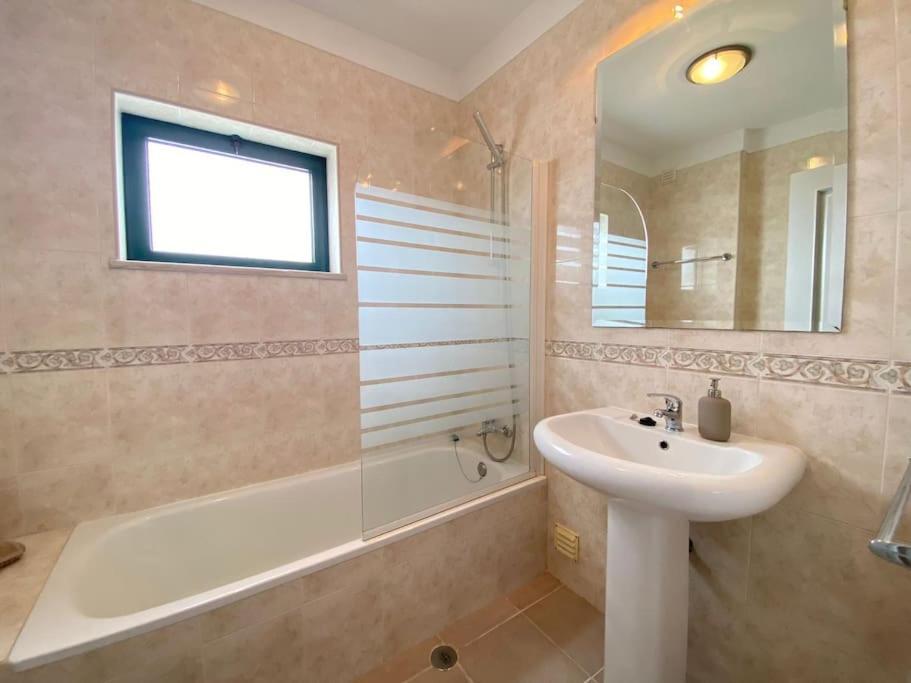 Apartamento Amparo-T2 C/Piscina Carvoeiro  Exteriör bild