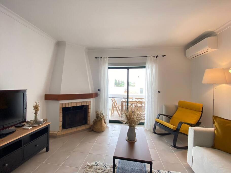 Apartamento Amparo-T2 C/Piscina Carvoeiro  Exteriör bild
